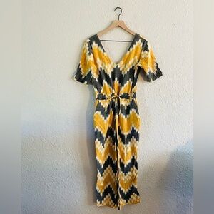 The Odells Yelow & Grey V-Neck Jumpsuit / Romper